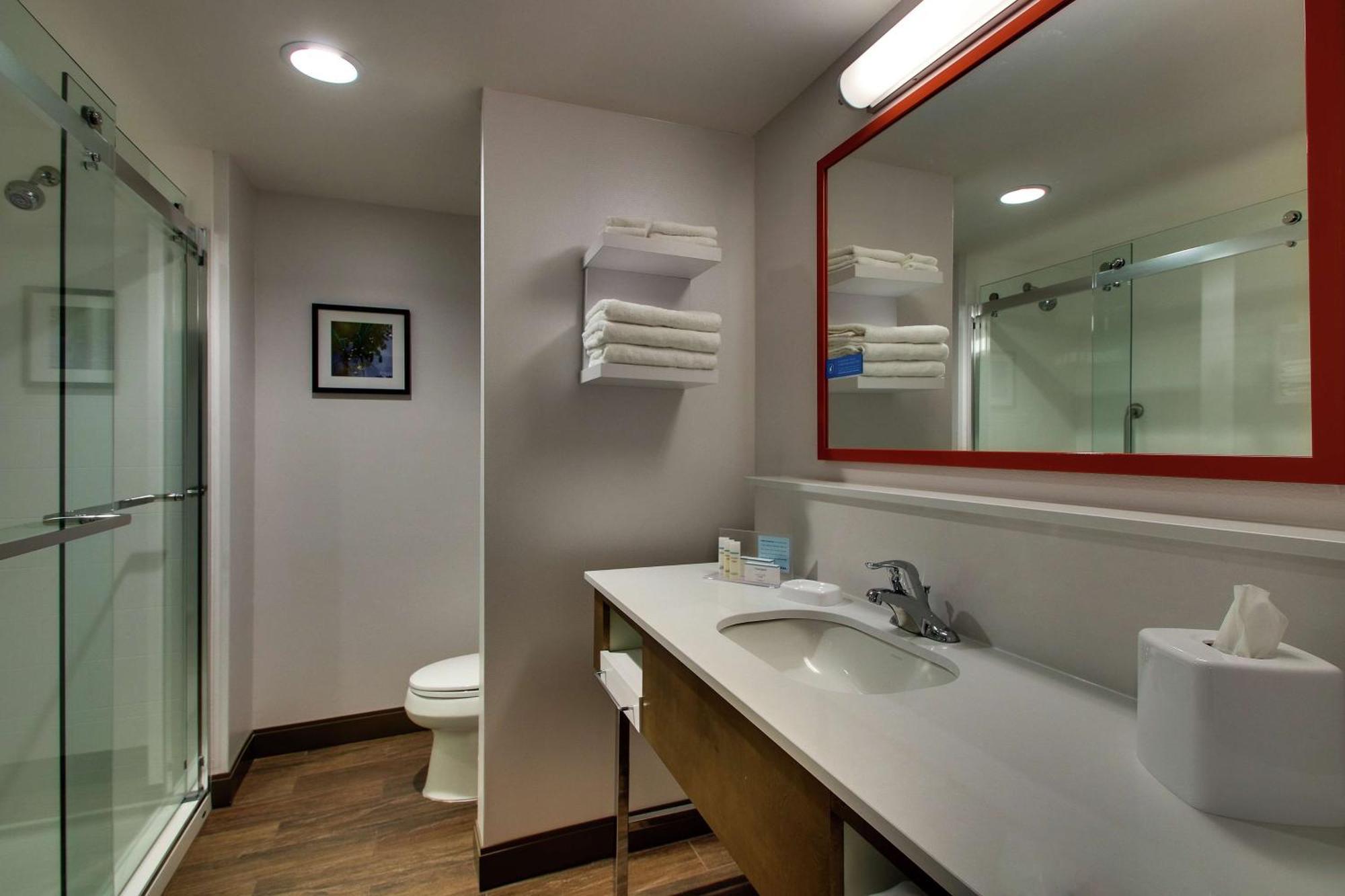 Hampton Inn & Suites By Hilton Southport Zewnętrze zdjęcie