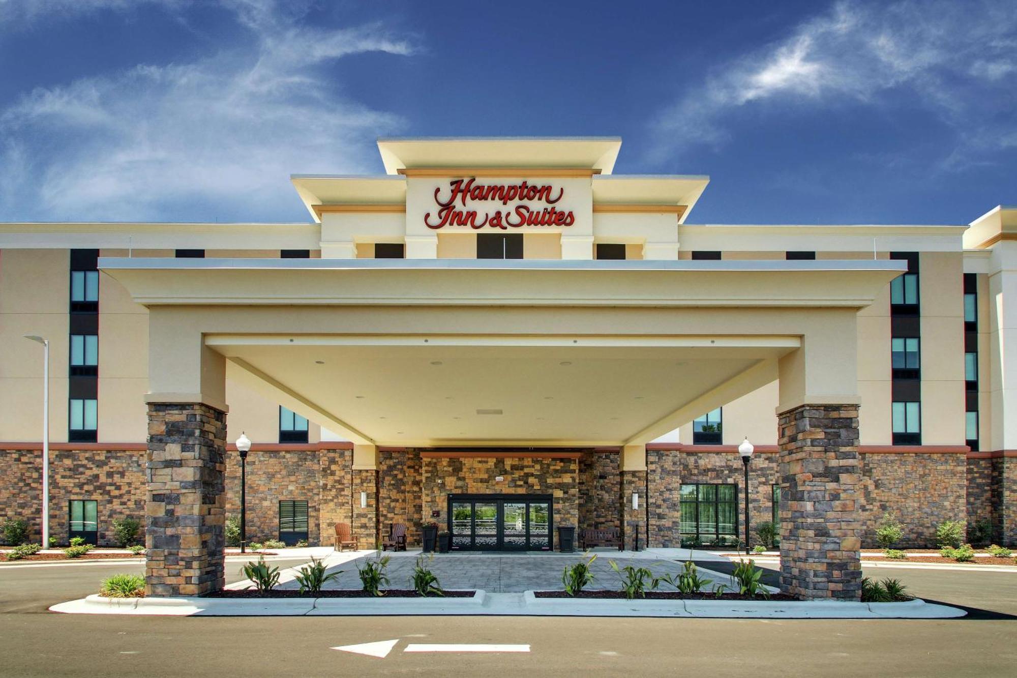Hampton Inn & Suites By Hilton Southport Zewnętrze zdjęcie